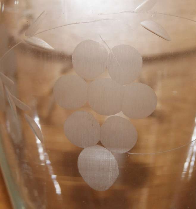 Set of 4 Grape Pattern Neat Glasses