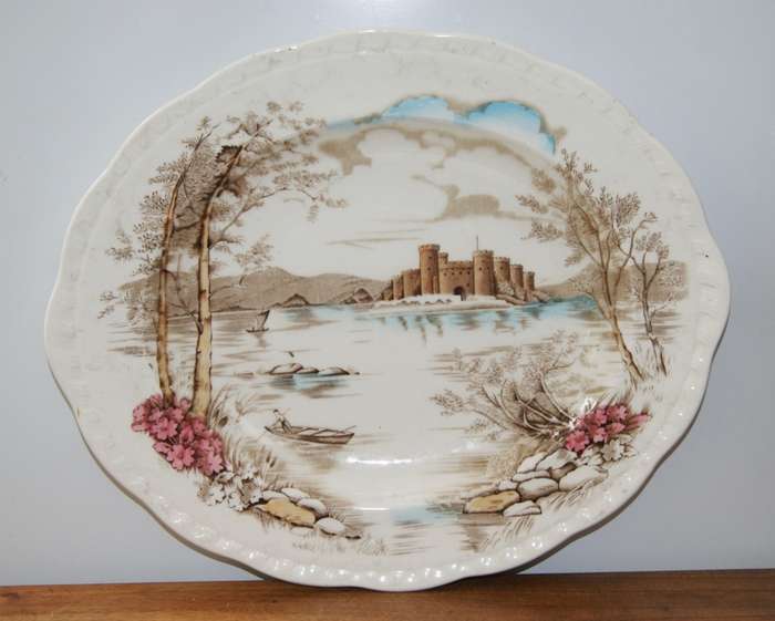 Alfred Meakin `Queens Castle` Large Meat Platter