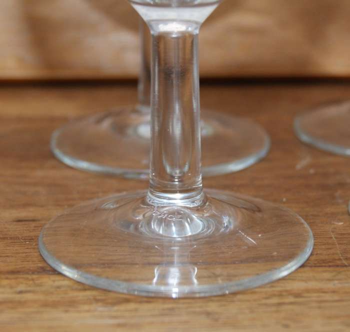 Set of 6 Grape Pattern White Wine Glasses
