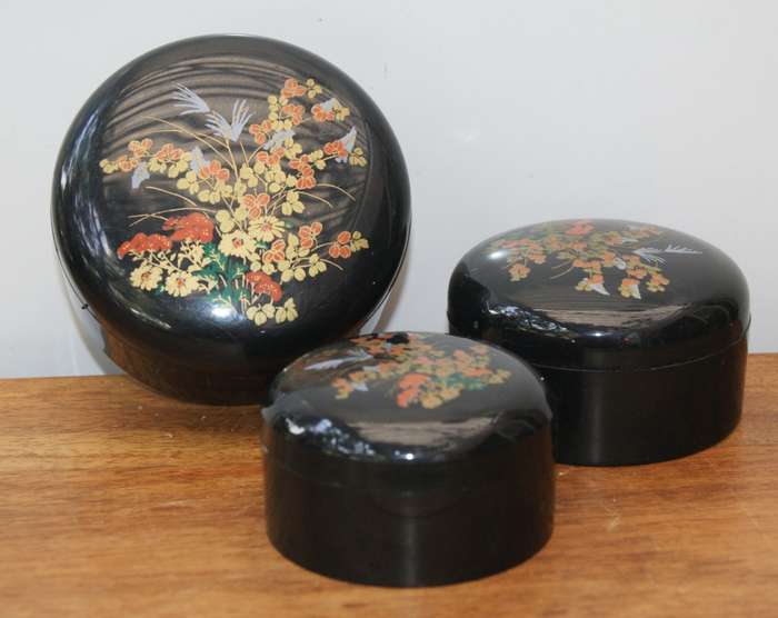 Graduated Set of 3 Trinket Boxes