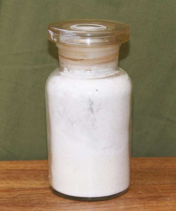 Acid. Acetyl Salicyl Dose 5-15 Grains (Asprin) in Scientific Jar