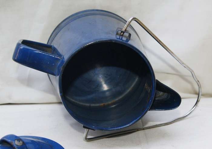 Vintage Enamel Teapot with Handle