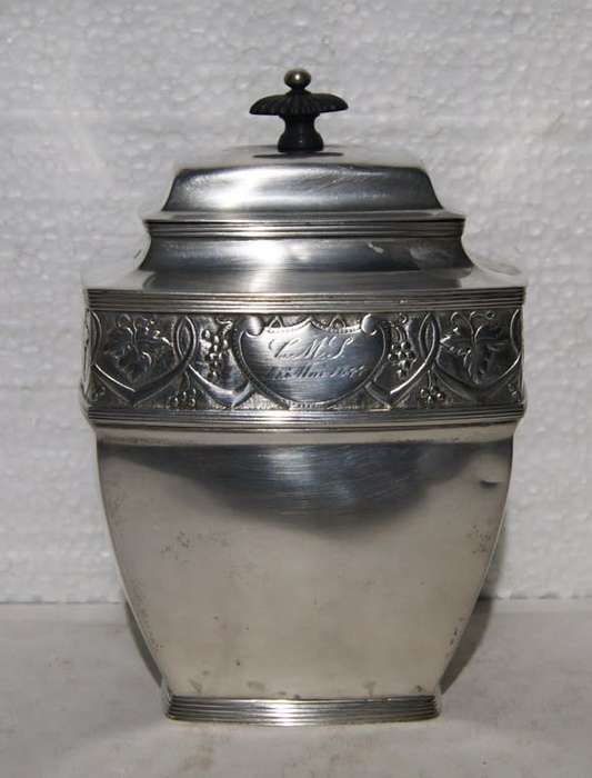 Denmark 1818 Hallmarked Silver Urn (338.1g) @R1 START