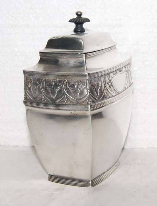 Denmark 1818 Hallmarked Silver Urn (338.1g) @R1 START