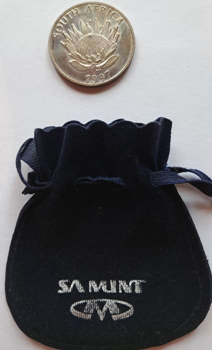1997  SILVER  1 RAND  RSA S.A.WOMEN IN BAG OF THE SA MINT