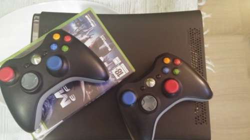 Xbox 360 and a lot of games