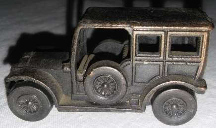 1910 Rambler - Made In Hong Kong - (+-5x2x2cm High)