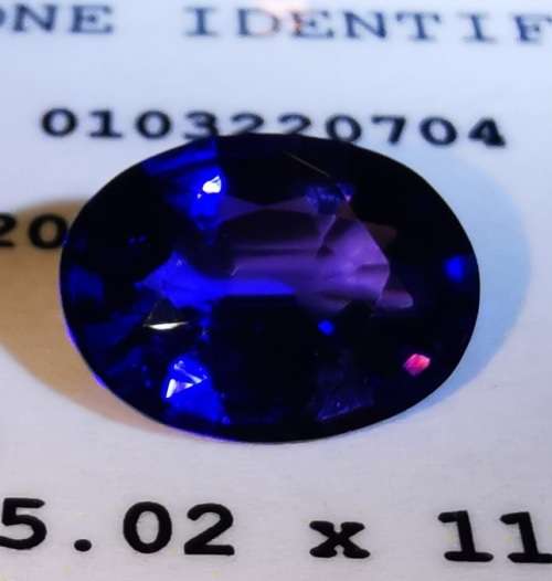 8.43CT TANZANITE * Certified Tanzanite *