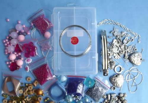 Beading & Jewellery Making, Beading Kit, See Description and Photos Bellow..