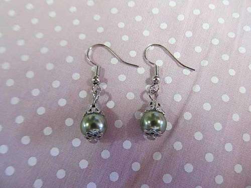 Perrine Earrings, Green Glass Pearl With Nickel, 33mm, 2pc