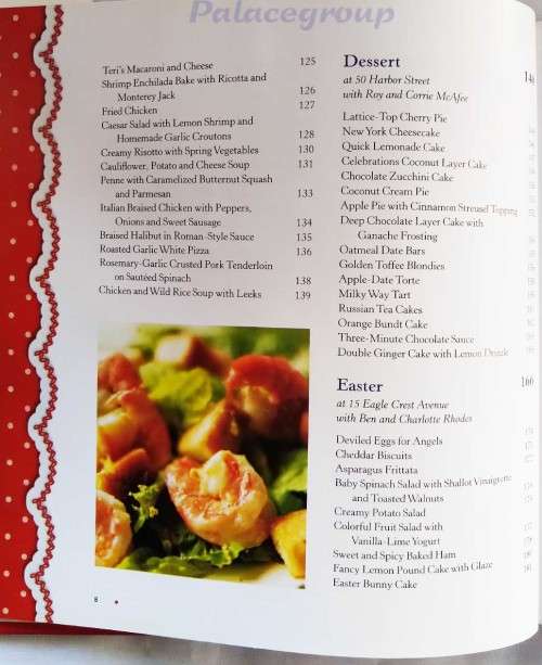 Debbie Macomber`s Cedar Cove Cookbook, Full Colour Photo`s, 132 Recipes, 239 Pages, Hardcover, A4