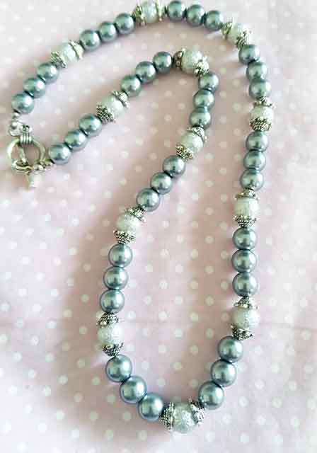 Perrine Necklace, Grey Glass Pearls, Pearl Size - 8mm, Nickel Findings, Toggle Clasp, 47cm, 1pc