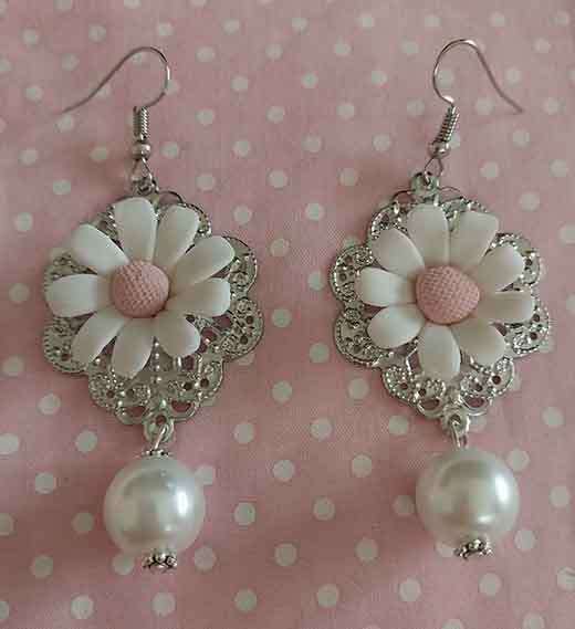 Perrine Earrings, White Glass Pearls+White Flower, Nickel Findings+Ear Hooks, 70mm, 2pc