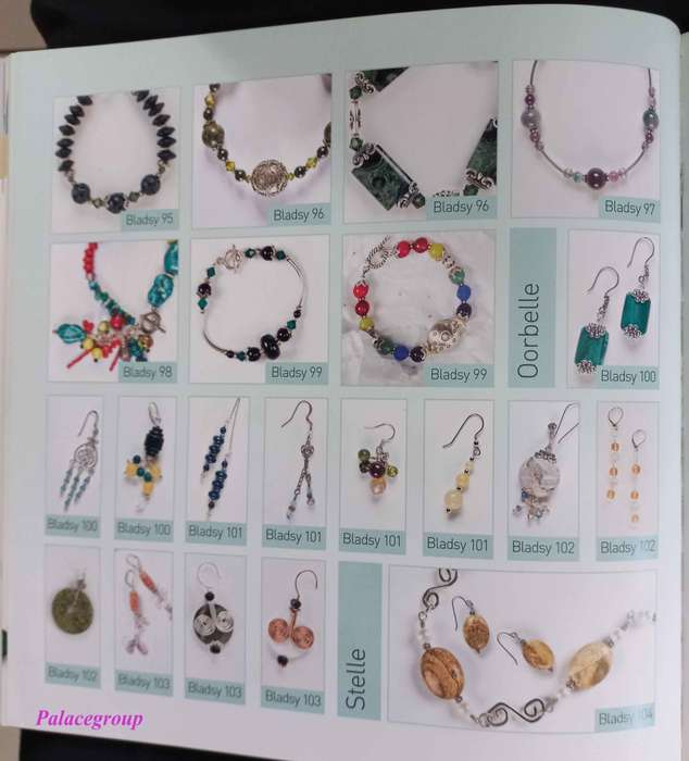 Krale-Ontwerp Met Halfedelstene, Glaskrale, Pêrels En Meer, Kim Gover, Bl 128, +A4, Sagteband
