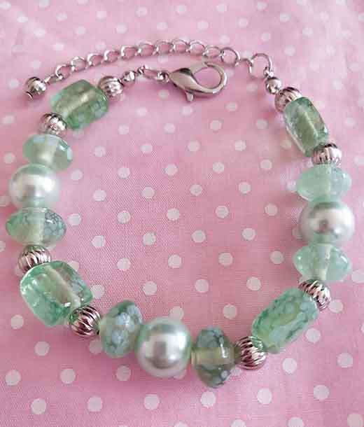 Bracelet, Green Glass Pearls+Green Indian Beads, Nickel Findings, Lobster Clasp, 18.5cm+5cm