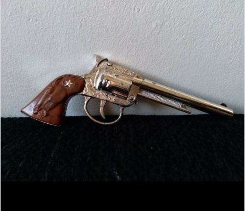Cap gun