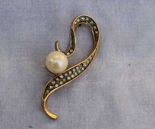 Vintage Brooch