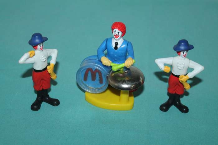 3 Macdonald Figures