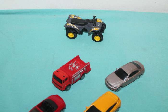 14 Maisto Cars NO 3
