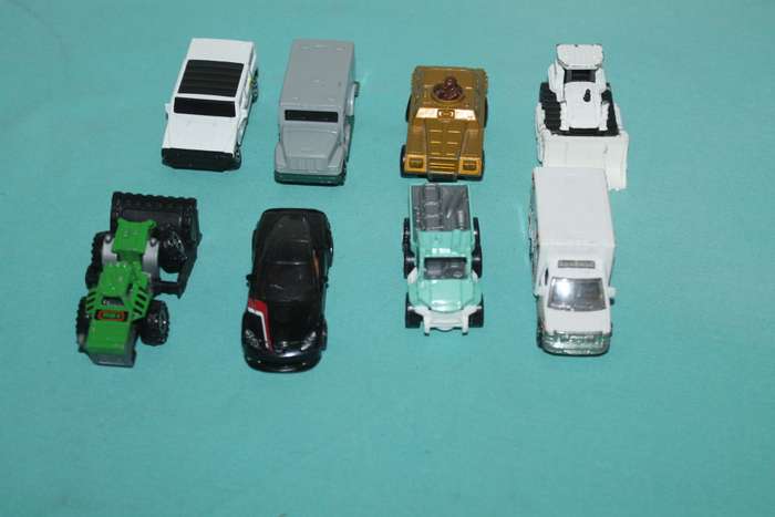 8 Matchbox Cars No 6