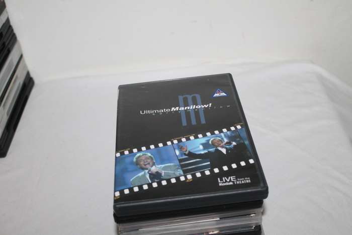 Ultimate Manilow
