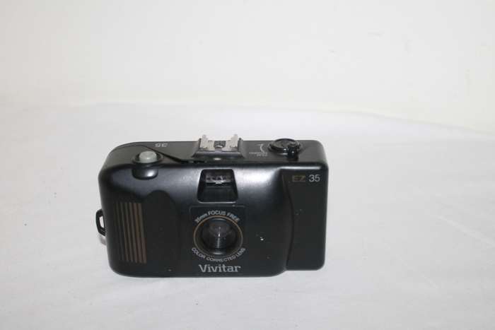 Vivitar EZ 35