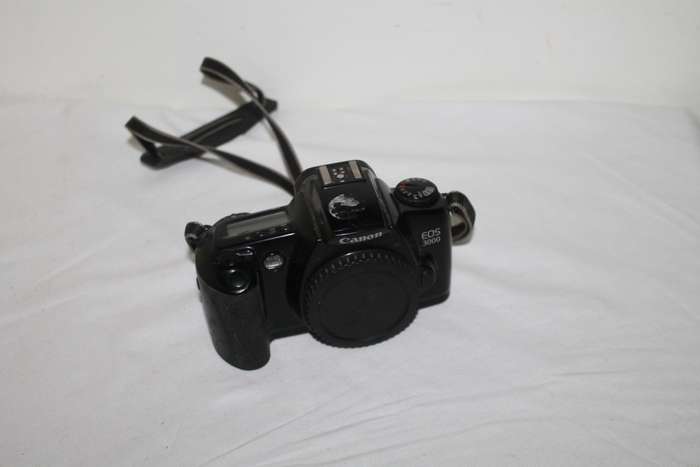 Canon EOS 3000 Film Camera Body only  working