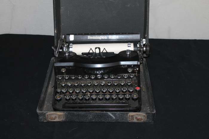 Remmington Rand typewriter