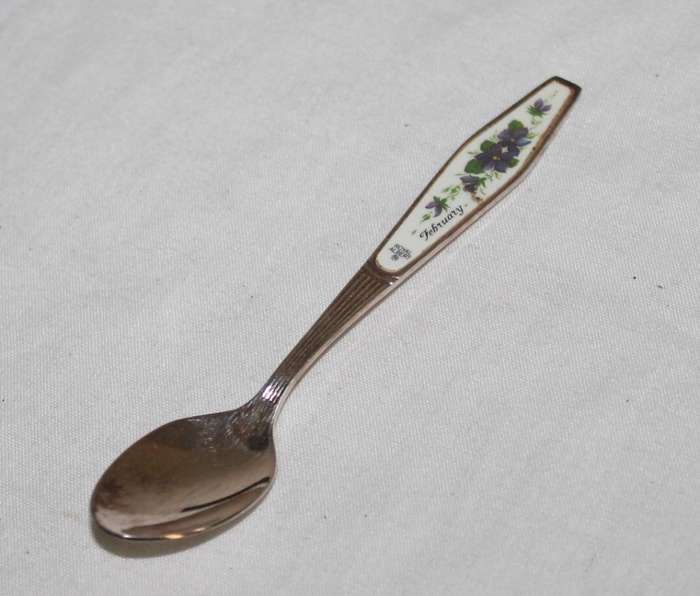 Royal Albert Boxed Cake spoon February
