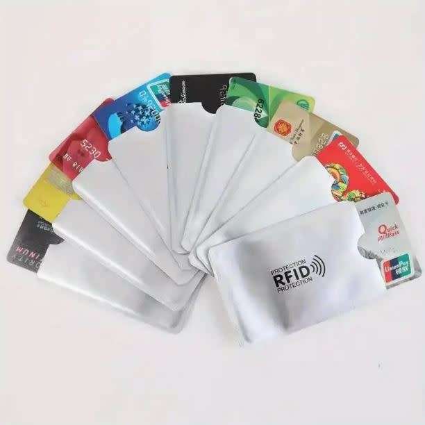 RFID/NFC Blocking Sleeves for Cards (4 Sleeves per Pack)