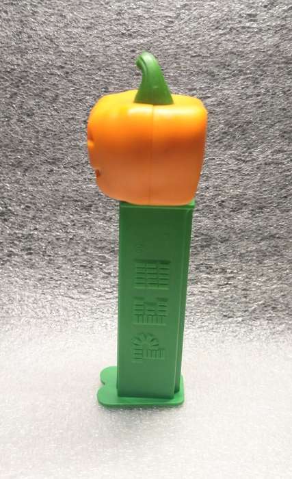 PEZ SWEET DISPENSER - 2012 HALLOWEEN PUMPKIN - HUNGARY