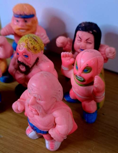 RARE 1980`s SOMA - SOMA WRESTLERS -  Approx 4CM - LOT OF 7