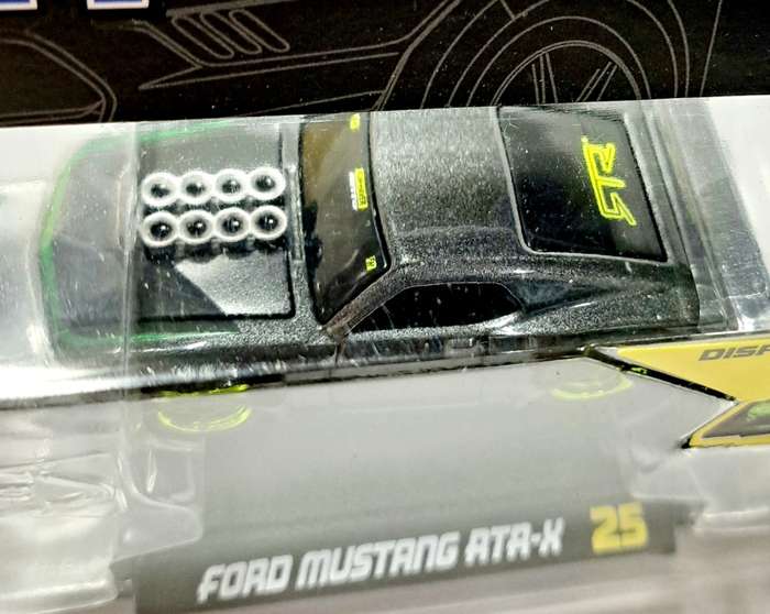 Muscle Machines - Ford Mustang RTR X plus display stand - Stunning!