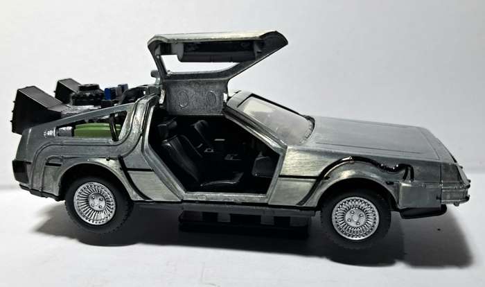 JADA - Back To The Future - DeLorean - 1:32 - 12.5CM Gorgeous