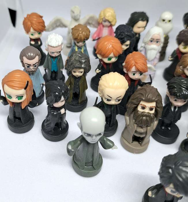 Huge Harry Potter Mini Chess Like Figure Bundle! 37 Figs Approx 4cm
