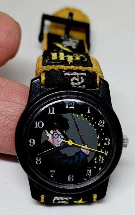 Pre-Loved Retro 2001 SEIKO Limited Edition - Harry Potter Analogue Watch