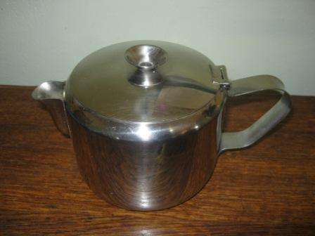 METAL /STAINLESS LARGE STEEL TEA POT~IN GOOD CONDITION~ HAVE A LOOK!!!