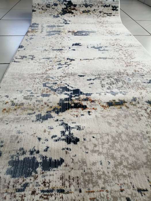 Beautiful , Vibrant , Modern , Excellent Quality Turkish Runner