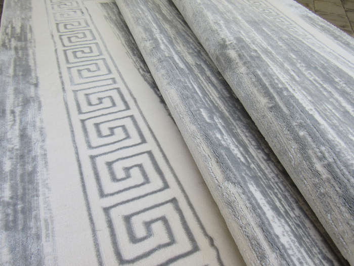 Modern Grey White Rug