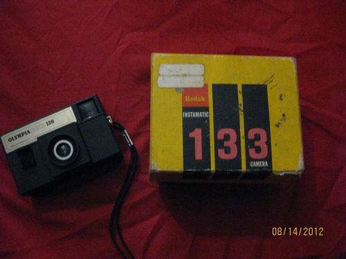 OLYMPIA INSTA 126 CAMERA - IN A 133 KODAK INSTAMATIC BOX- MADE UNDER KODAK LICENCE