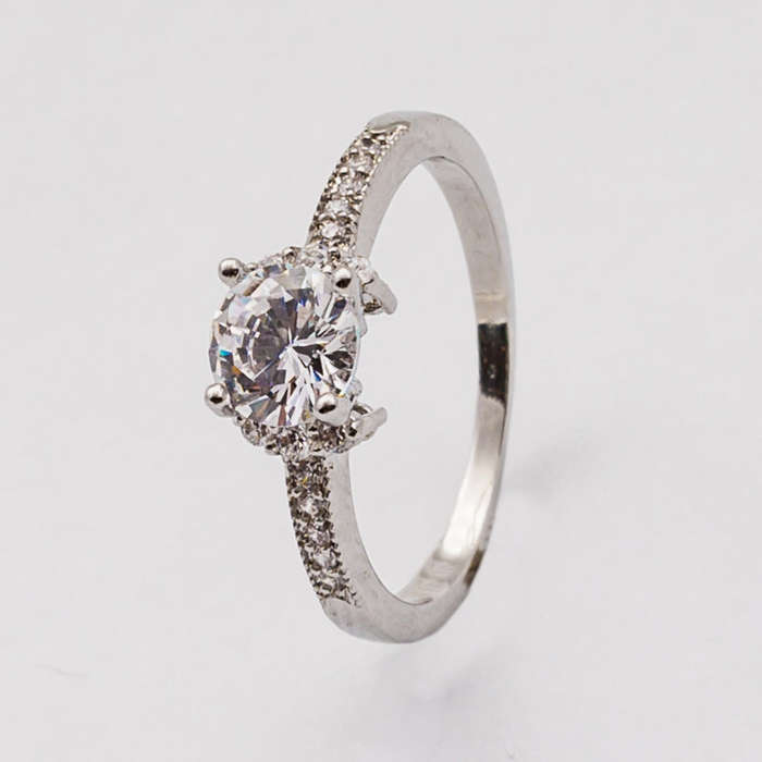 Exquisite 1.5 Carat Simulated Diamond Ring. Sizes Available :  6 ; 7 ; 8 !!!