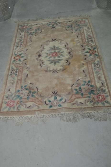 BEAUTIFUL CHINESE HANDMADE CARPET118X182CM