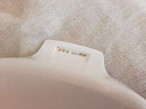 Corningware l`echalot - A-8-B 1.4 litre - casserol dish with pyrex lid - good condition