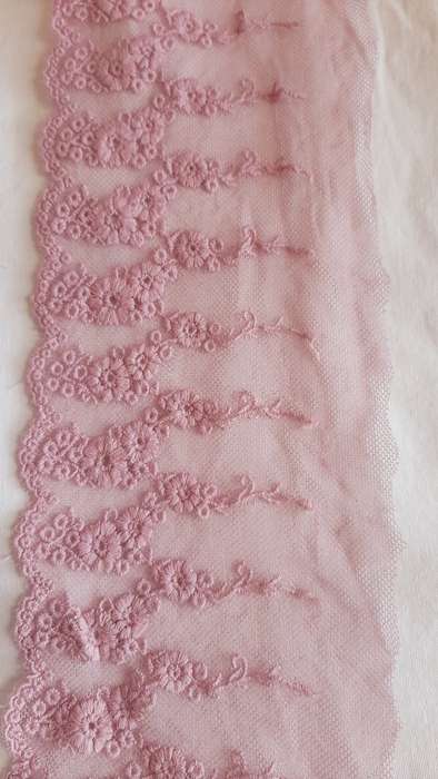 Wide netting vintage lace trim  - dusky pink-   price is per metre -