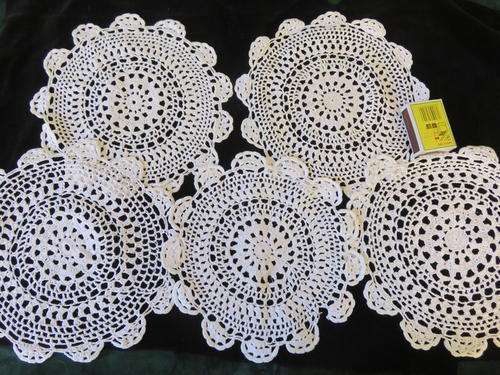 Set of 5 white crochet doilies