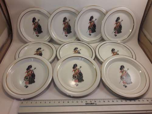 10 John Dewar & son White Label small plates size 12cm