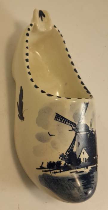 Delft Blue Clog Ash Tray