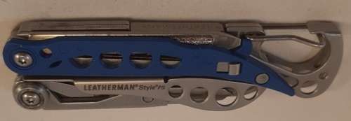 Leatherman Style Ps - Blue and Silver With Scania Logo on Scale