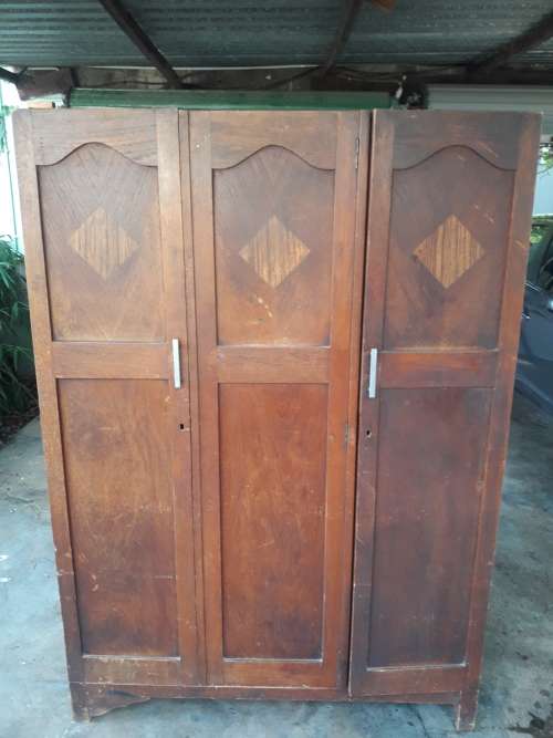 Small wardrobe