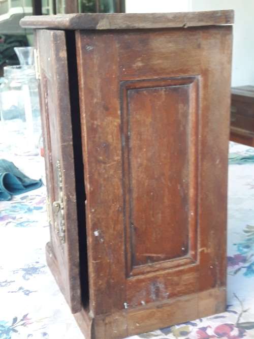 Very small cupboard